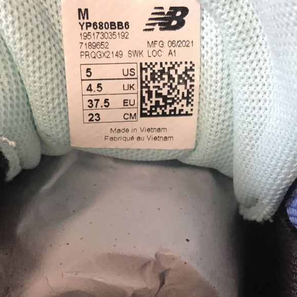 New Balance Kids Size 5 680 V6 Lace-up Running Shoe - Picture 7 of 8